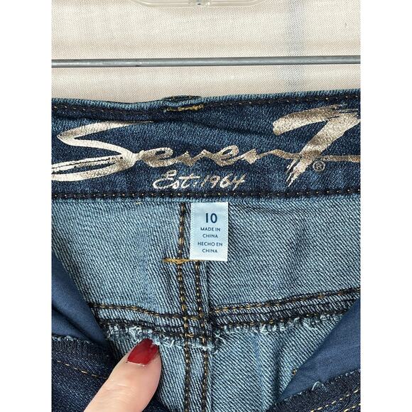 Seven7 Weekend denim short, size 10 EUC - Picture 2 of 10